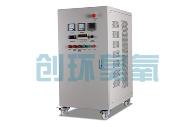 钦州冬季养殖场密闭消毒双赢方案:臭氧发生器在工厂化水产与畜牧场景的安全应用